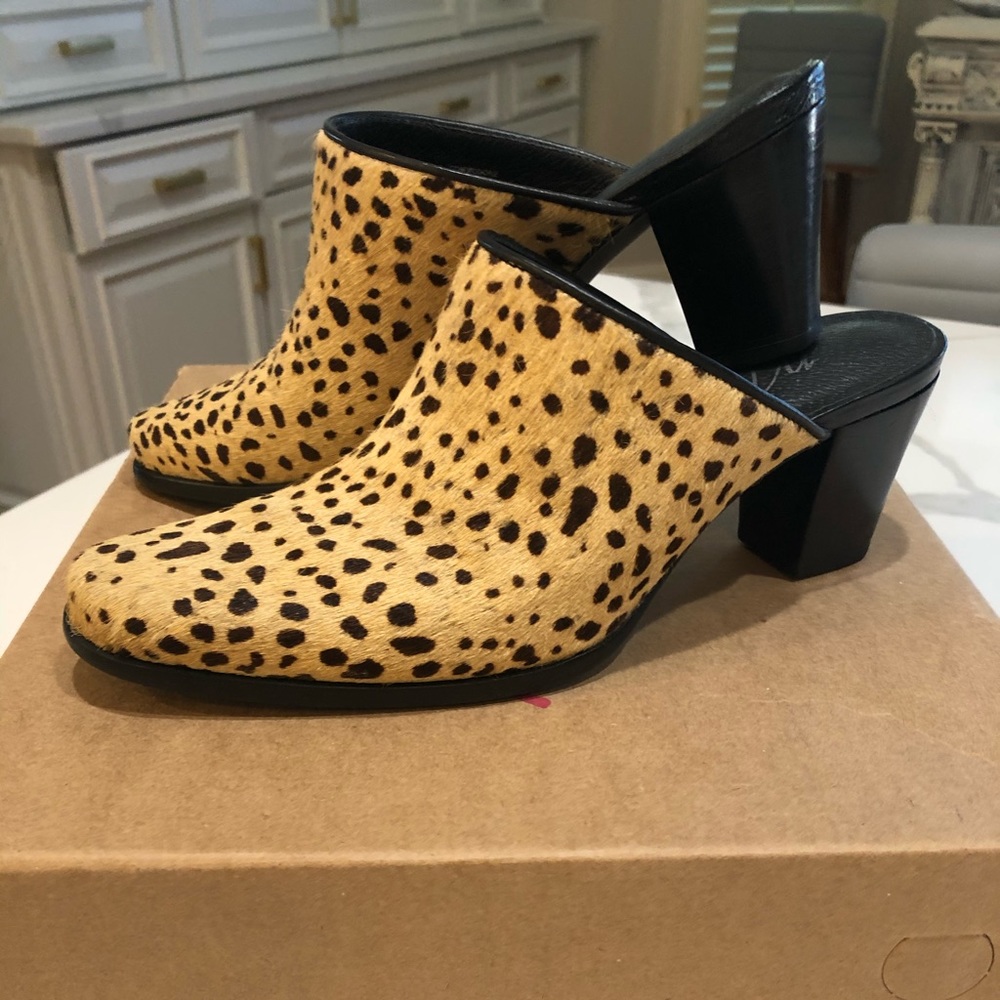 Matisse Commodore Leopard Haircalf Mule